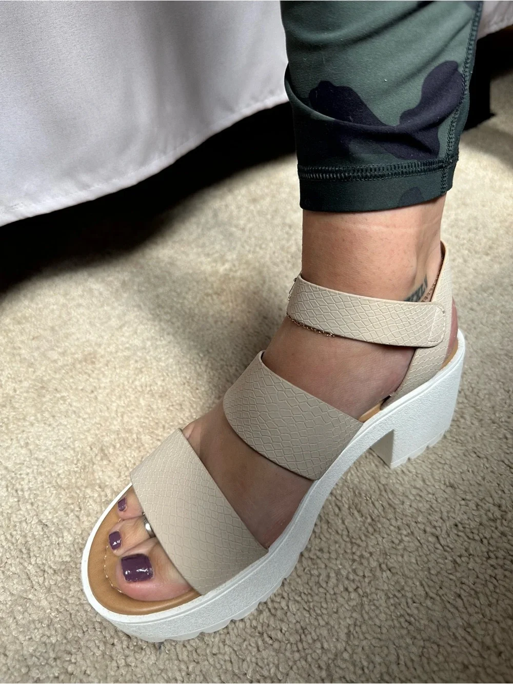 Women’s Beige Chunky Strap Sandals